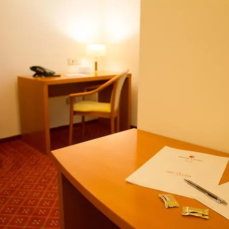 Hotel Celeia 3*