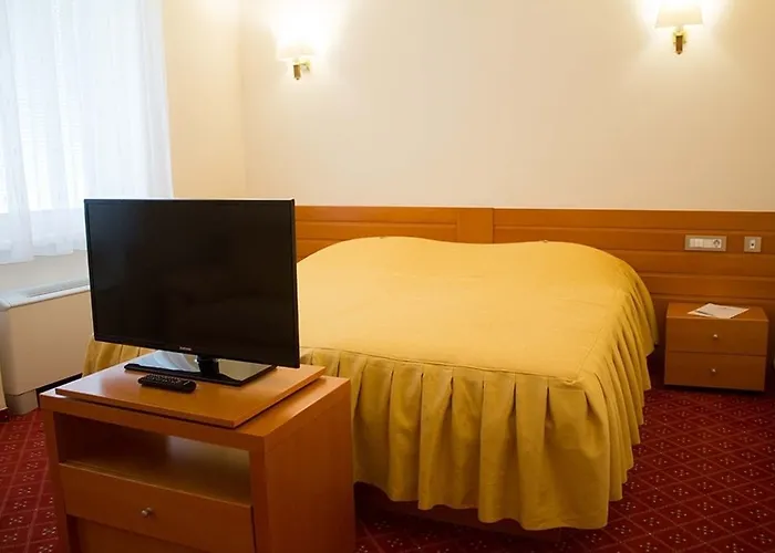 מלון Celeia צליה